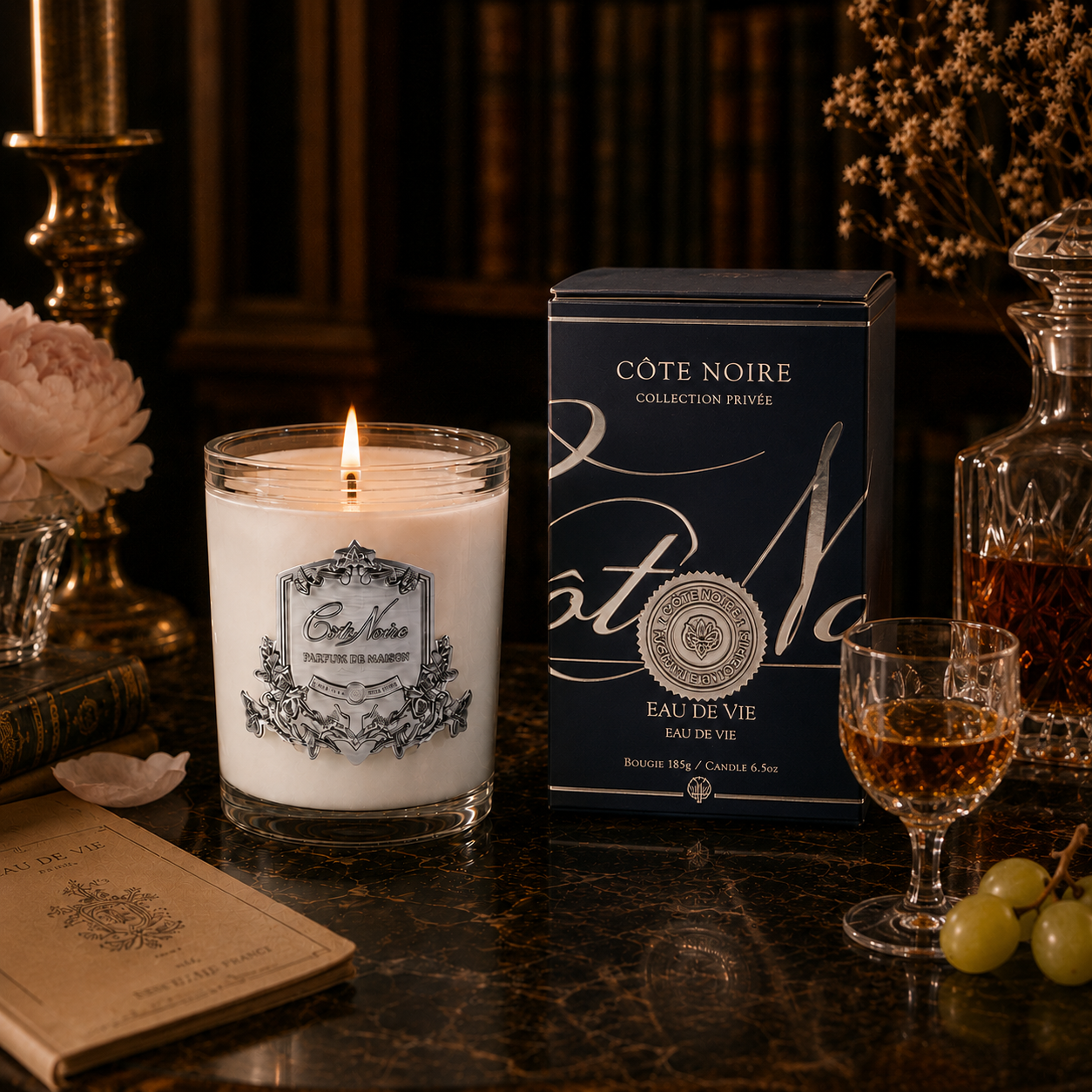 White Vessel Candle - Eau de Vie - Silver Badge